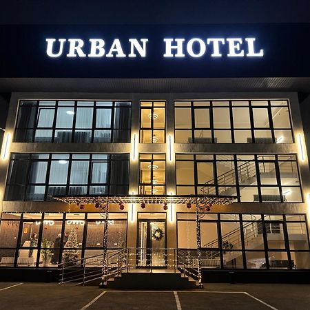 אלמטי Urban Hotel מראה חיצוני תמונה