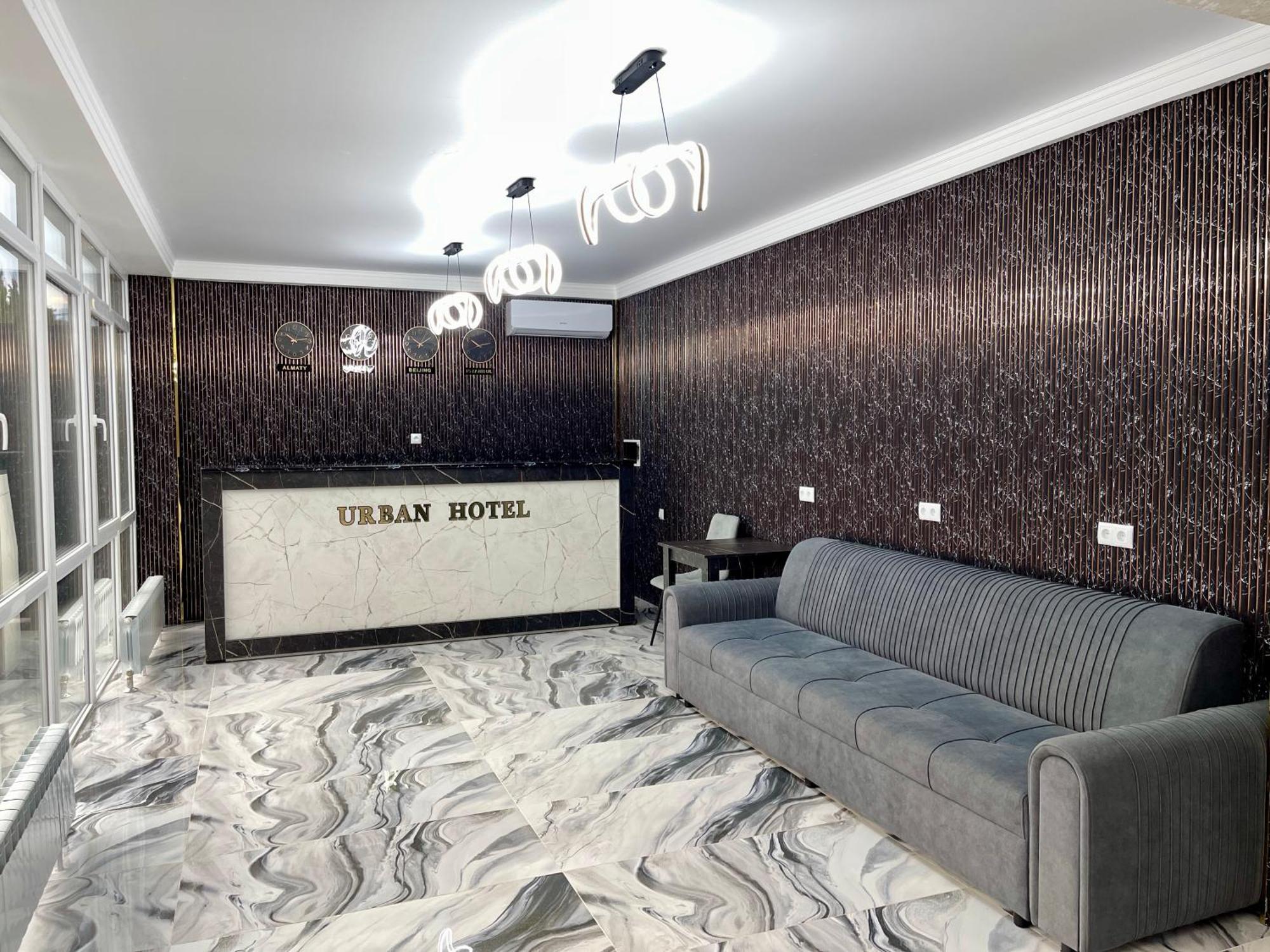 אלמטי Urban Hotel מראה חיצוני תמונה