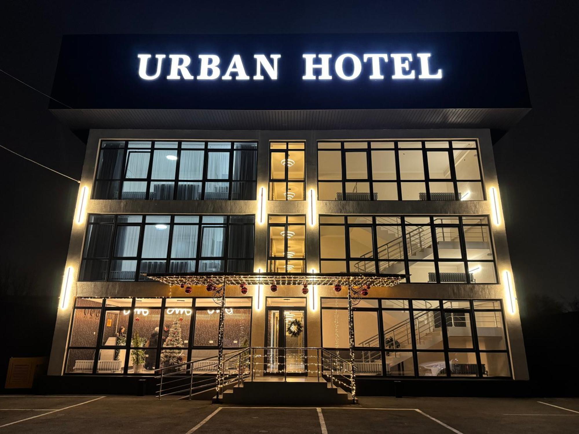 אלמטי Urban Hotel מראה חיצוני תמונה